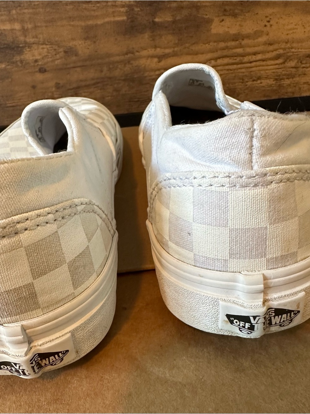 VANS Classic Slip-On Low Top Checkerboard Canvas Sneakers White/Gray Women’s - Picture 2 of 6